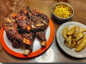 Spesial! Iga Bakar yang Empuk dan Bumbunya Meresap Ada di Sini