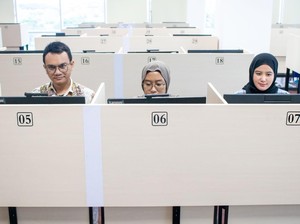 23 Ribu Peserta Ikuti UTBK di Unesa, 1.098 Komputer Disiapkan