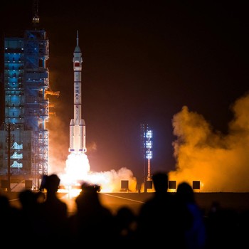 Detik-detik China Kirim 3 Astronaut ke Stasiun Luar Angkasa