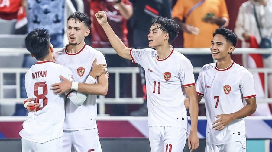 Sejarah tercatat kala Tim Nasional sepak bola Indonesia U-23 berhasil mengalahkan Korea Selatan U-23 di babak perempat final Piala Asia U-23 di Stadion Abdullah bin Khalifa, Doha, Qatar, Jumat (26/4/2024). (Dok. AFC)