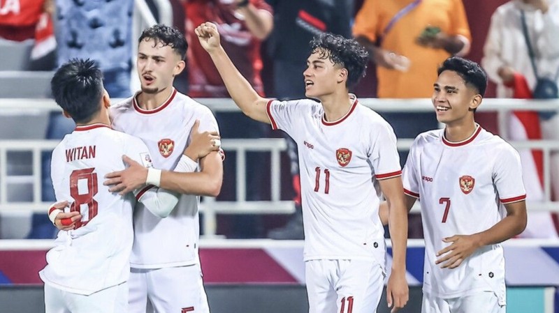 Sejarah tercatat kala Tim Nasional sepak bola Indonesia U-23 berhasil mengalahkan Korea Selatan U-23 di babak perempat final Piala Asia U-23 di Stadion Abdullah bin Khalifa, Doha, Qatar, Jumat (26/4/2024). (Dok. AFC)