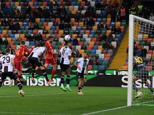 Udinese Vs Roma Dilanjutkan, I Lupi Menang 2-1