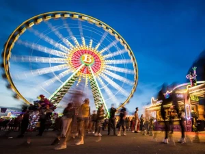800-an Orang Jatuh Sakit di Festival Musim Semi Jerman