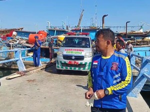 ABK Tewas Terjatuh dari Kapal yang Sandar di Pelabuhan Mayangan Probolinggo