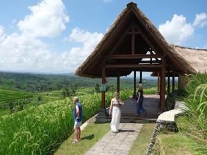 Cara Kemenparekraf Cegah Overtourism saat Digelarnya WWF Bali
