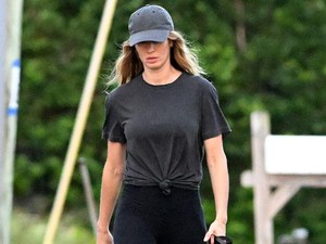 Momen Gisele Bundchen Menangis di Depan Polisi Gegara Diikuti Paparazi