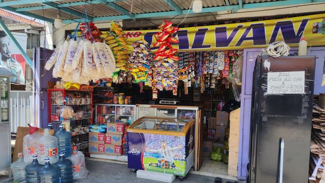 Kalahkan Warung Madura, Ini Raja Toko Kelontong yang Merajai Dunia