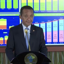Bahlil Beri Kabar Terbaru Investasi Foxconn, Bocorkan Perintah Jokowi