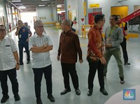 Viral Sepatu Rp31,8 Juta, Bea Cukai & DHL Ungkap Alasan Denda Selangit