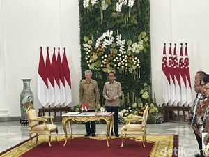 Di Depan PM Singapura Lee, Jokowi Minta Dukungan Pembangunan PLTS di IKN