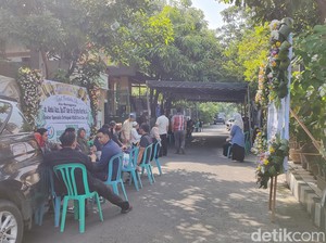 Dokter Aziz dan Istri yang Tewas Kecelakaan Harley Dimakamkan di Surabaya