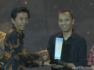 Pendiri Perusahaan Digital Arfian Fuadi Terima Penghargaan Inovator Teknologi