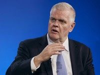 CEO HSBC Noel Quinn Pensiun, Ini Calon Penggantinya