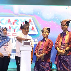 Erick Thohir Dukung Pengembangan UMKM Daerah di Karya Nyata Fest