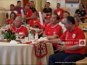 Dukung Timnas U-23 Lawan Uzbekistan, Jokowi & Jajaran Menteri Nobar