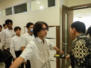 Aturan Pakaian Saat Ikut UTBK SNBT 2025, Benarkah Tak Boleh Pakai Baju Biru?