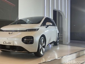 Enggak Umum! Kenapa Wuling Pakai Soket Fast Charger GB/T?