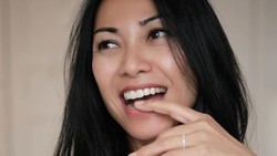 Anggun Nyanyi Bahasa Arab Saat Tampil di Maroko