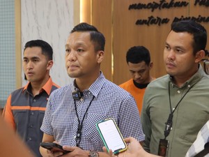 DJ East Blake Juga Sebar Foto Syur Eks Pacar ke Teman dan Keluarga Korban