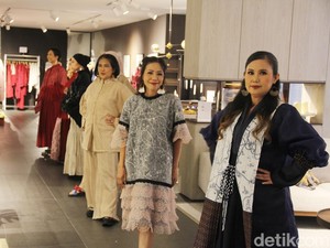 Desainer Adrie Basuki Gelar Peragaan Amal, Modelnya Para Penyintas Kanker