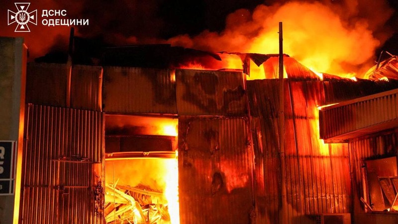 Firefighters work at the site of a Russian missile strike, amid Russia?s attack on Ukraine, at a location given as Odesa, Ukraine, in this handout image released on May 2, 2024. Press service of the State Emergency Service of Ukraine/Handout via REUTERS    THIS IMAGE HAS BEEN SUPPLIED BY A THIRD PARTY