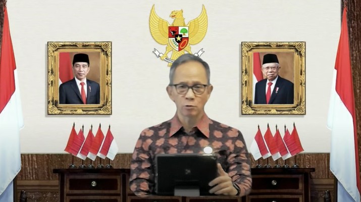 Ketua Dewan Komisioner OJK Mahendra Siregar. (YouTuve/Kementerian Keuangan)