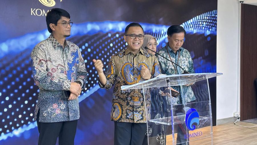 Menteri PAN RB, Abdullah Azwar Anas saat konferensi pers progres pengadaan ASN 2024 di Jakarta, Jumat (3/5/2024). (CNBC Indonesia/Firda)