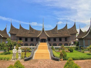 Museum Adityawarman Padang: Lokasi, Jam Buka, HTM, dan Fasilitas