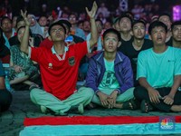 Potret Penonton Nobar Kecewa, Timnas U-23 Gagal Juara 3 Piala Asia