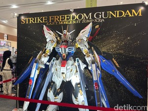 Live Stage Mobile Suit Gundam Seed Freedom di AFA ID 24 yang Membara!