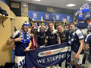 Ipswich Promosi, Elkan Baggott Berpeluang Main di Premier League