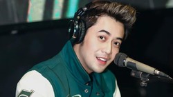 Kriss Hatta Putus dari Pacar di Bawah Umur, Hubungan Dibumbui Gimik-Disorot KPAI