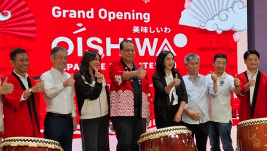 Grand opening Oishiwa di Transmart Central Park, Jakarta, Sabtu (4/5/2024). (CNBC Indonesia/Serliana)