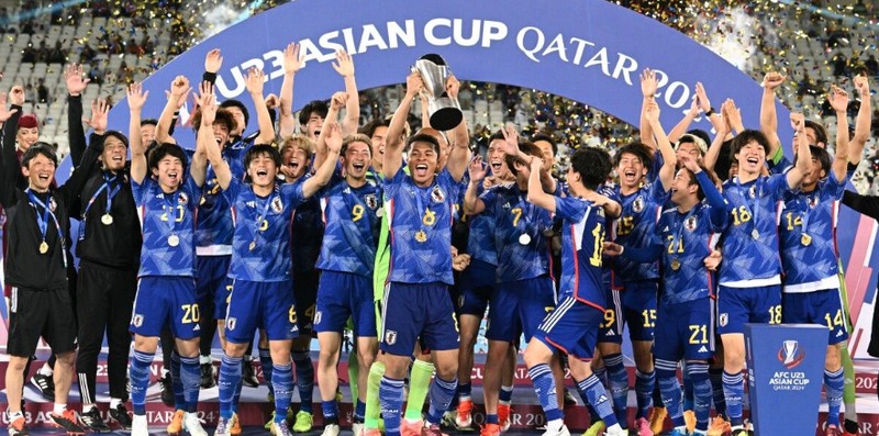Pemain Timnas Jepang melakukan selebrasi Juara Piala Asia 2024 di Qatar. (Dok. AFC) Pemain Timnas Jepang melakukan selebrasi Juara Piala Asia 2024 di Qatar. (Dok. AFC)