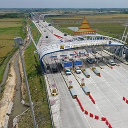 PUPR Lanjutkan Pembangunan Jalan Tol 'Atlantis' Semarang-Demak