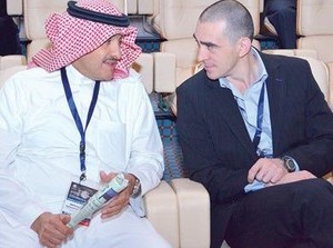 Saat Astronaut Rusia Kagum Makkah-Madinah Paling Terang dari Luar Angkasa