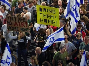 Warga Israel Gelar Demo Tuntut Pembebasan Sandera dan Percepat Pemilu