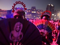 Potret Penonton Terbius Konser 'The Celebration Tour' Madonna