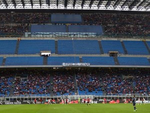 Pioli Maklumi Aksi Protes Suporter Milan