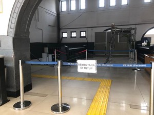 Ada Proyek Eskalator, Akses ke Underpass Jalur 3-4 Stasiun Senen Ditutup