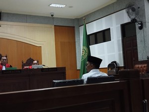 Jaksa Tuntut Bekas Wali Kota Bima Muhammad Lutfi 9 Tahun 6 Bulan Penjara
