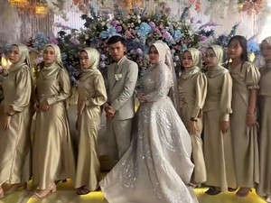 Viral Video POV Pengantin-Bridesmaid Kompak Ingin Angle Foto Kiri