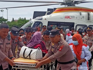 40 Korban Longsor Luwu Dievakuasi Pakai Helikopter gegara Sakit