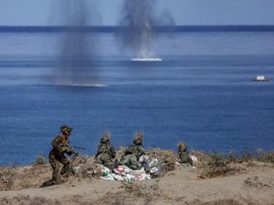 Filipina-AS Latihan Perang Tangkal Invasi di Laut China Selatan