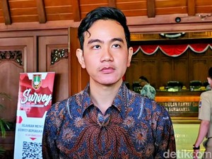 Gibran Rakabuming Hadiri Pembekalan Calon Menteri di Hambalang