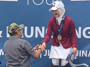 Irfan Hakim Bangga Banget Aisha dan Djalu Bawa 7 Medali Kejuaraan Berkuda