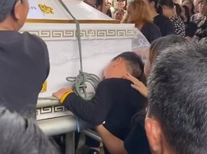 Tangisan Bocah 7 Tahun Ratapi Ibu Tewas Dibacok Ayah di Minsel