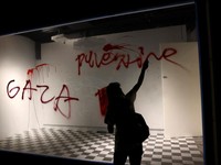 Demo Pro-Palestina Melebar di AS, Setelah Kampus Kini Geruduk Met Gala