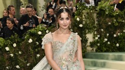 Alia Bhatt Hapus Semua Foto Anak di IG, Takut karena Insiden Saif Alif Khan?