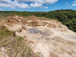 Ancaman Pencemaran Sumber Air di Balik Sampah Ilegal Gunungkidul